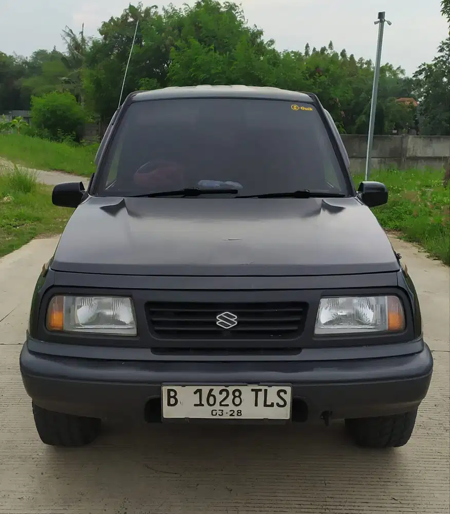 Suzuki Escudo 1996 Bensin