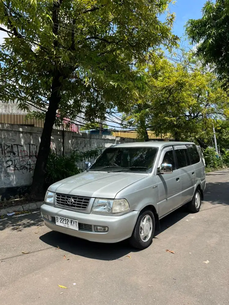 Kijang LGX 1800cc EFI MATIC SANGAT ISTIMEWA
