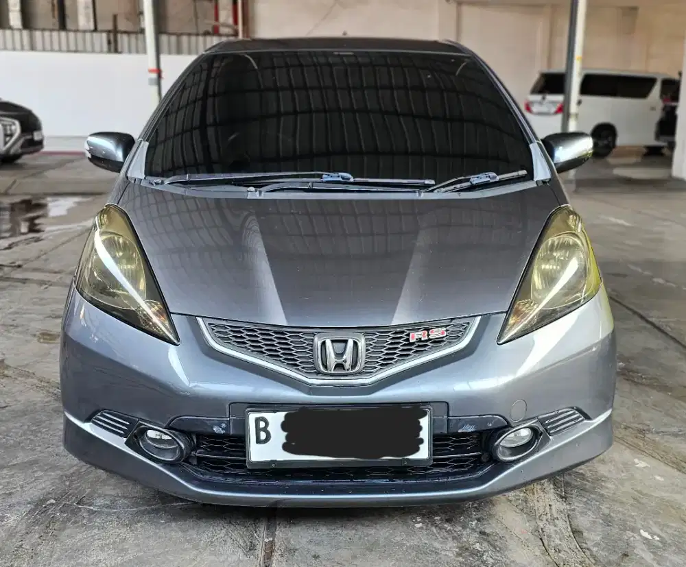 Honda Jazz RS AT Matic 2010 Abu2 Pajak Panjang Good Condition