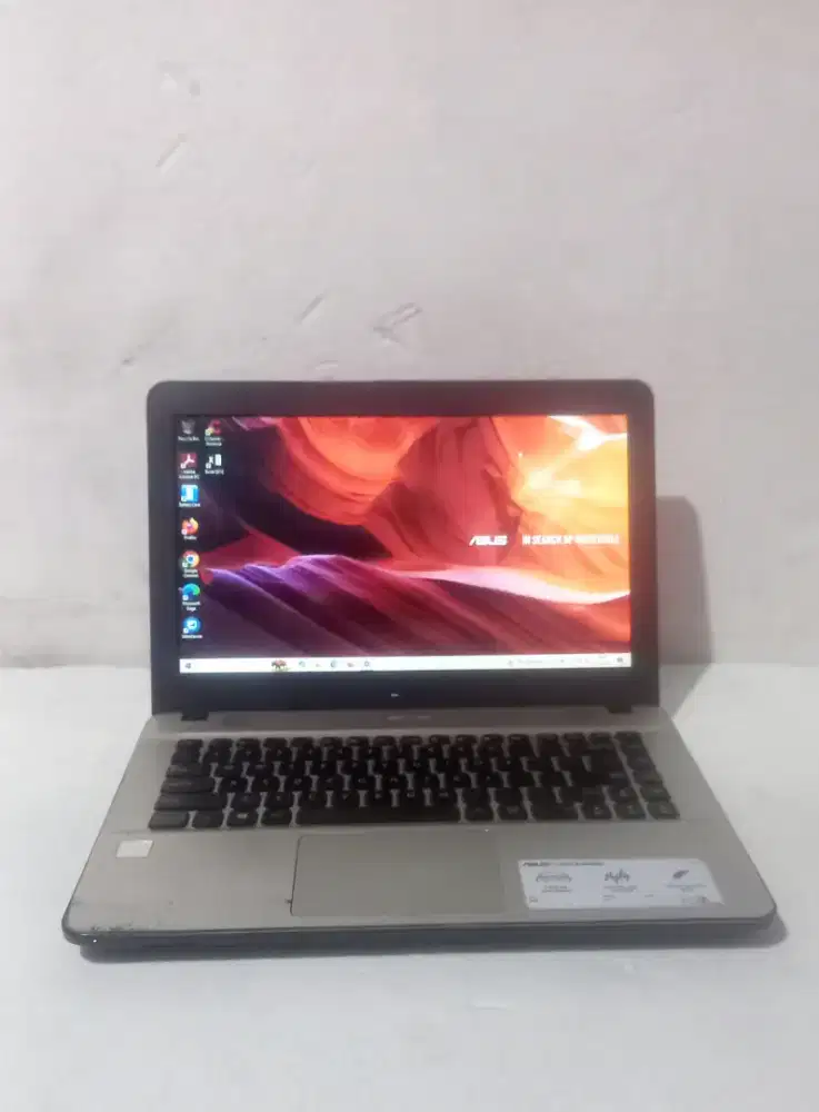 Asus X441UAR Core i3-7020U