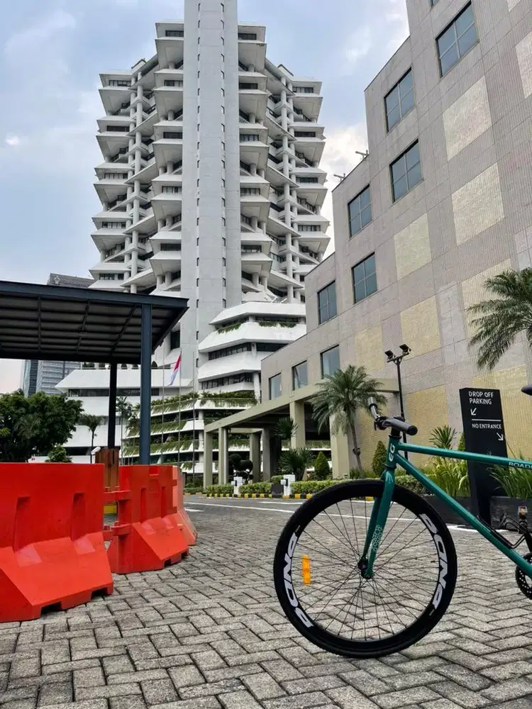 Sepeda fixie fullbike