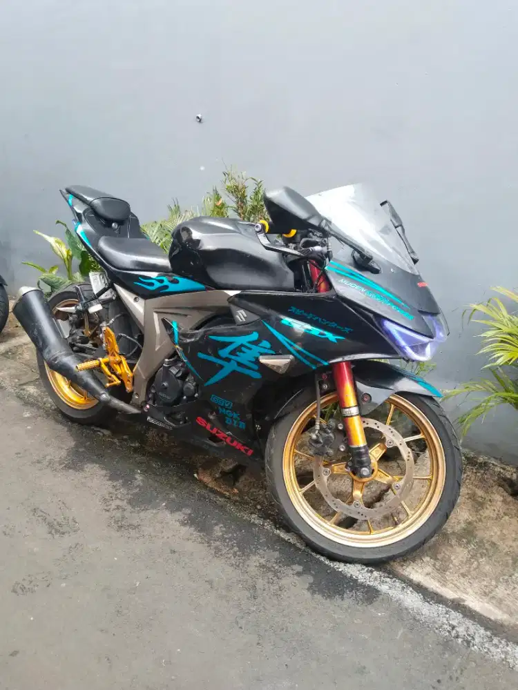 Suzuki GSX R TAHUN 2017