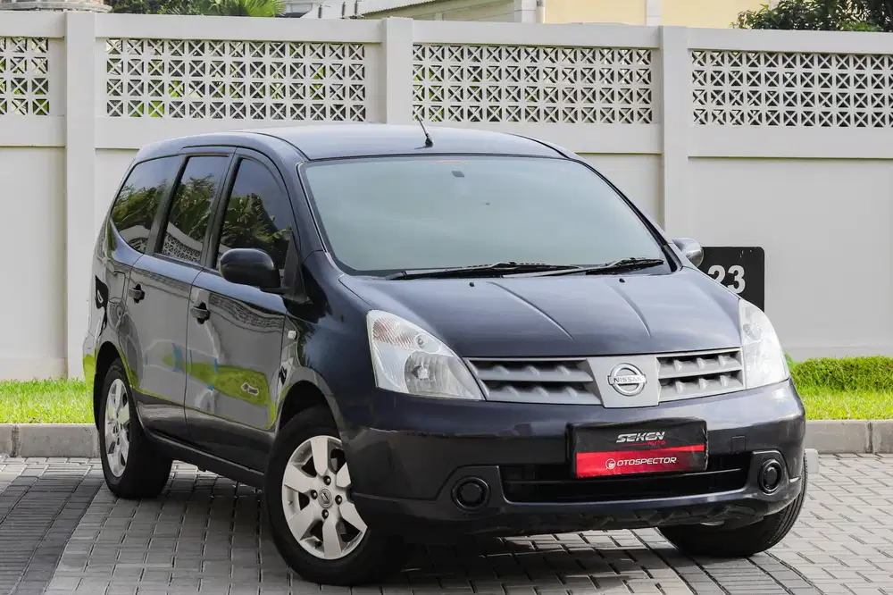 Nissan Grand Livina 1.5XV 1.5 XV AT Matic 2008 Hitam Metalik