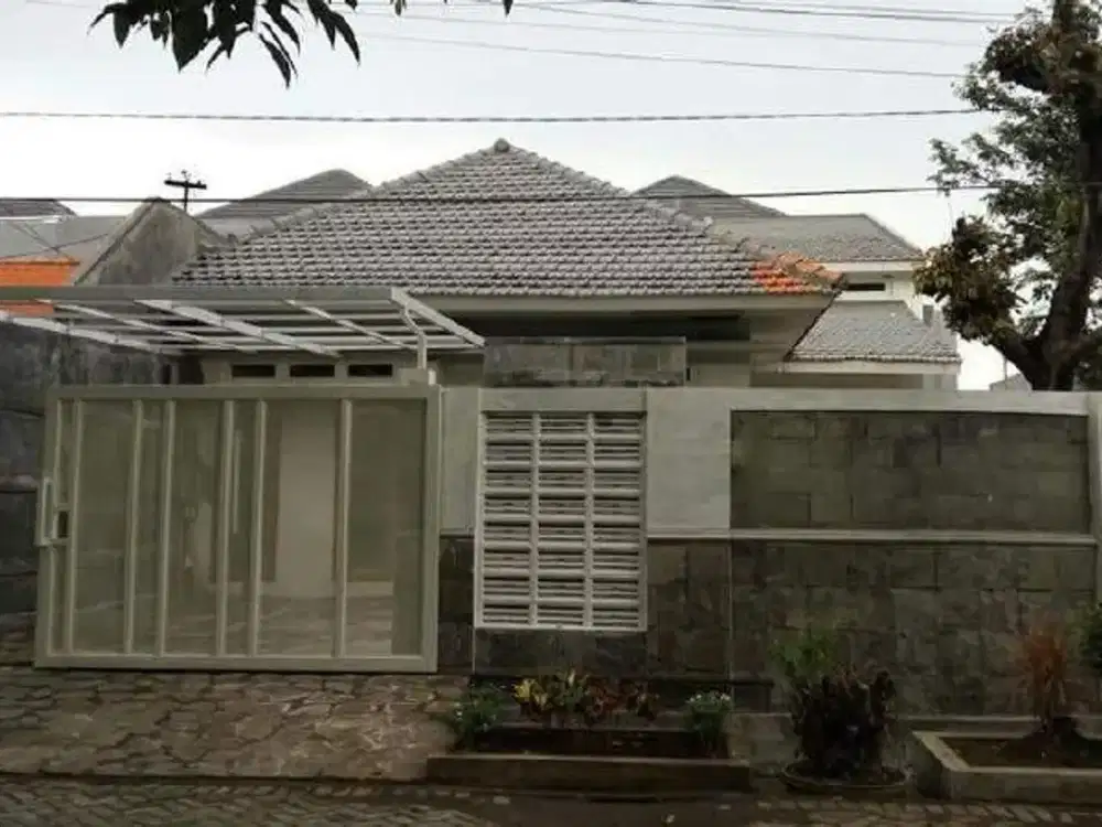 Rumah Tenggilis Timur STRATEGIS, NEGO