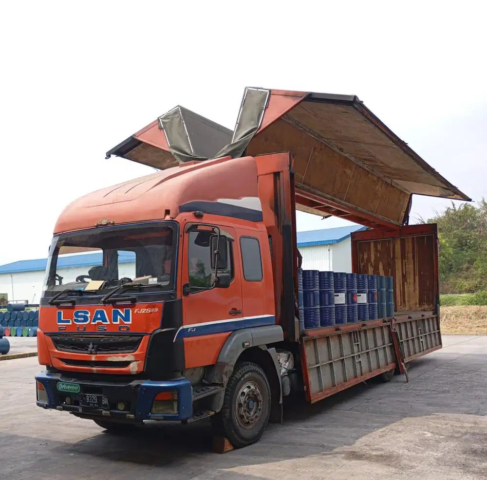 Di jual Mitsubishi Fuso 2014 Diesel nego tipis