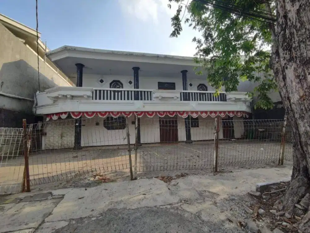 BANGUNAN 2 LANTAI DI JEMURSARI, COCOK UNTUK SEGALA USAHA