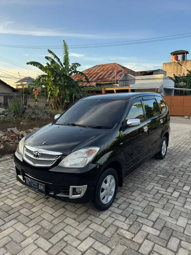 Toyota Avanza 2012 Bensin