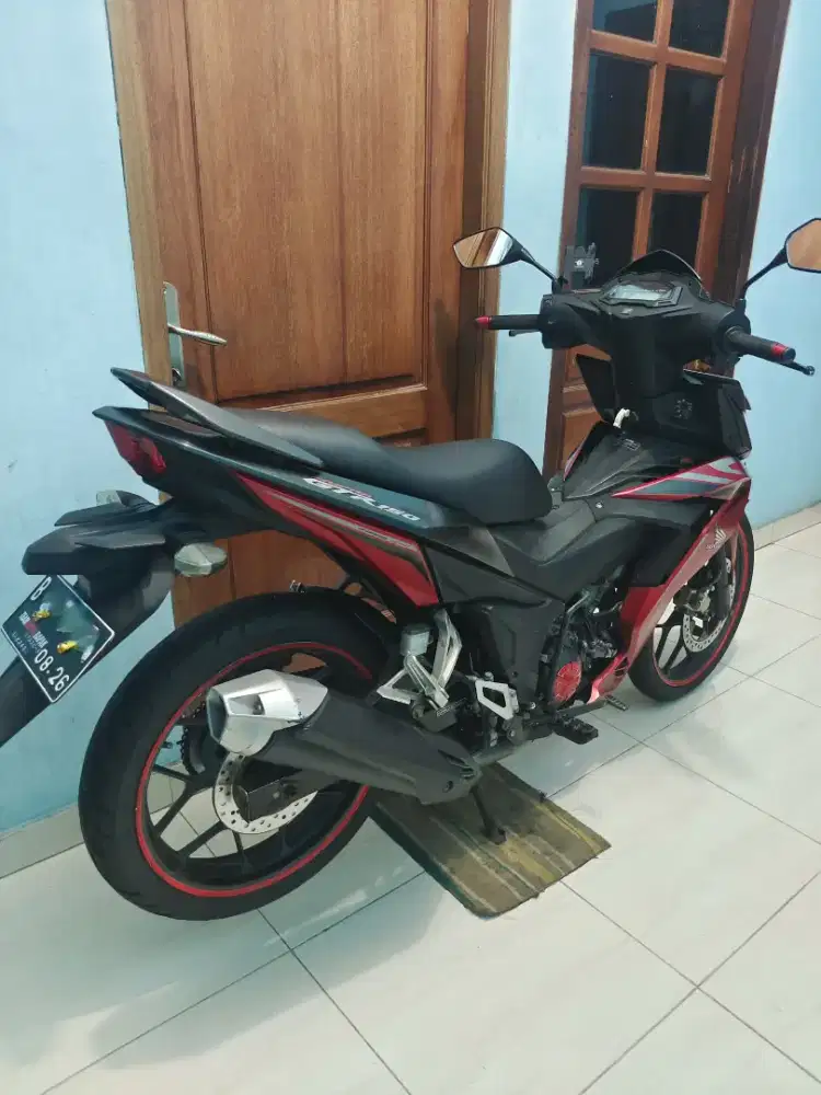 Honda Supra GTR V2 tt/bt