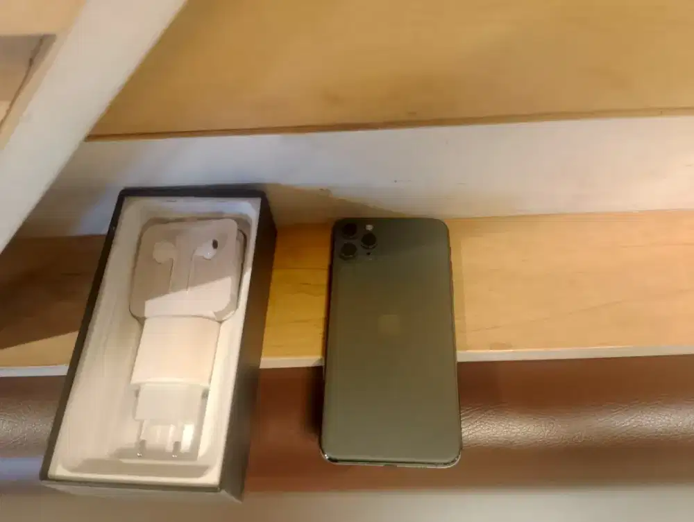 Iphone 11 pro max 256gb diksripsi baru