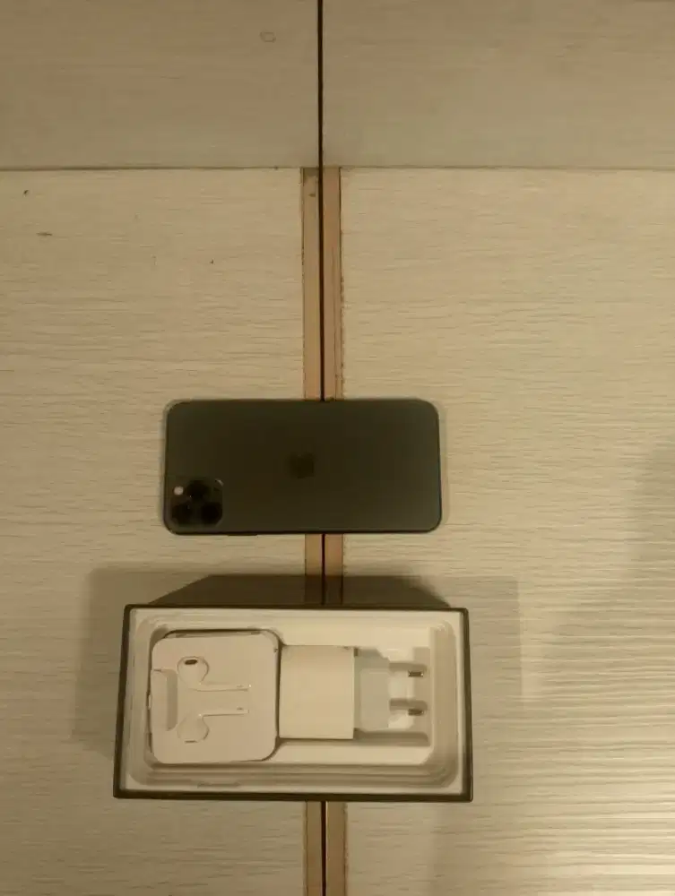 Iphone 11 pro max 256gb storry apple