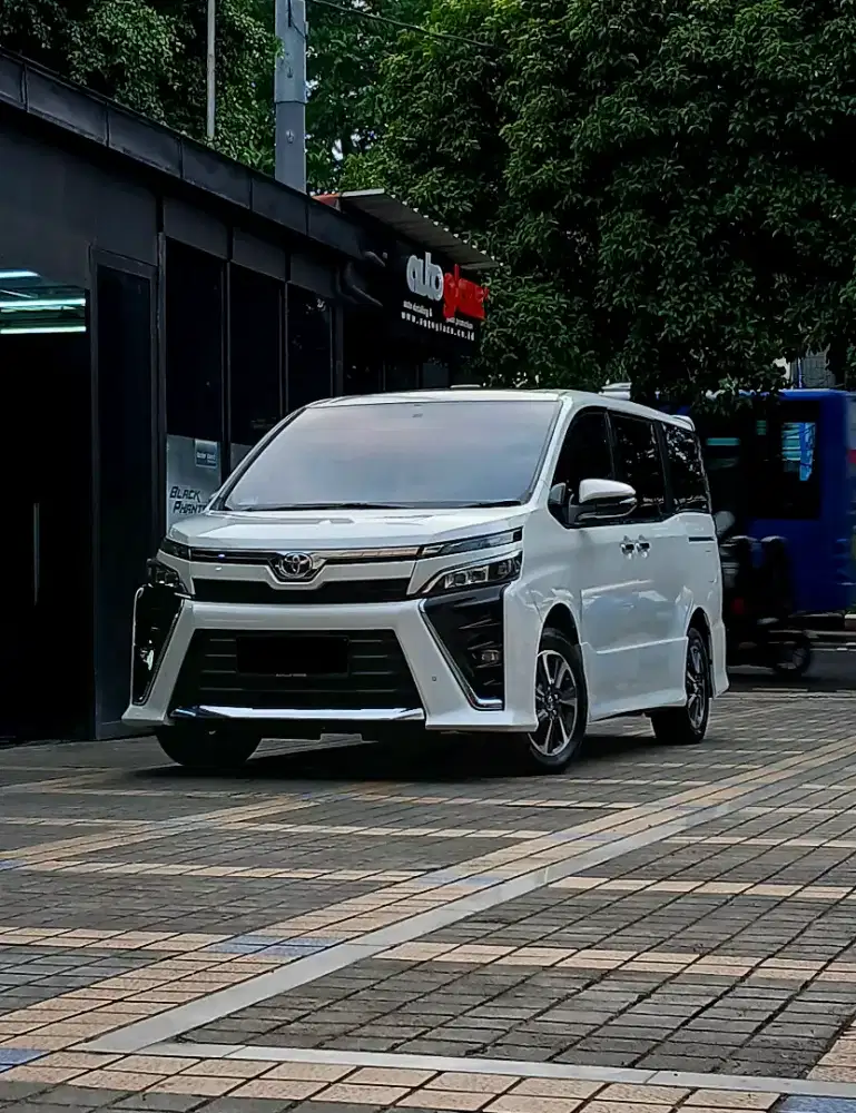 Toyota Voxy 2018 Bensin