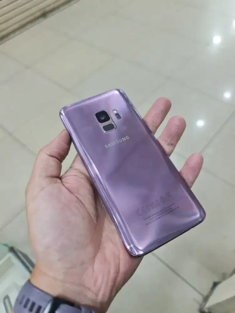 Samsung s9 resmi Indonesia 4/64 unit plus charger