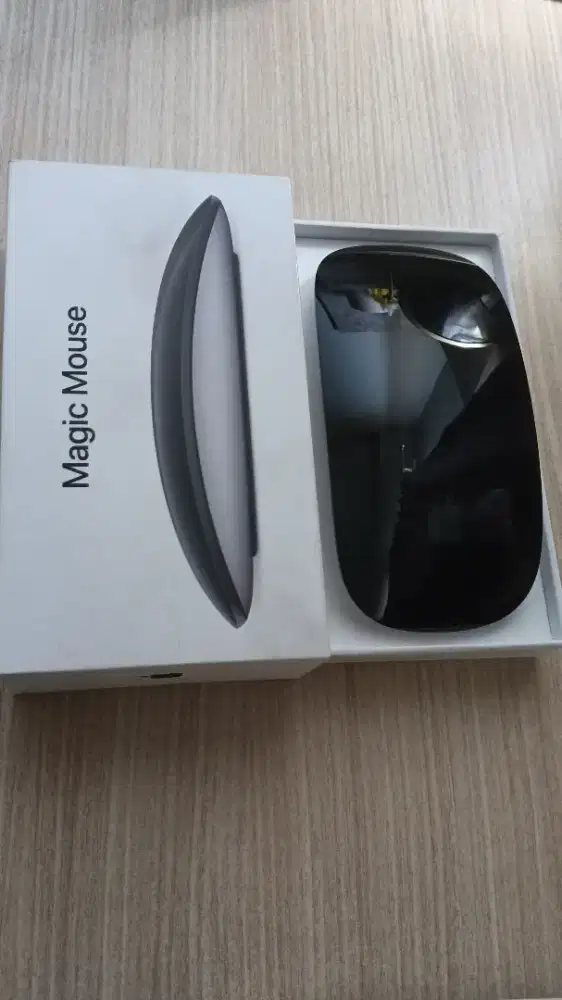 Magic Mouse Gen 2 masih garansi Apple 1tahun