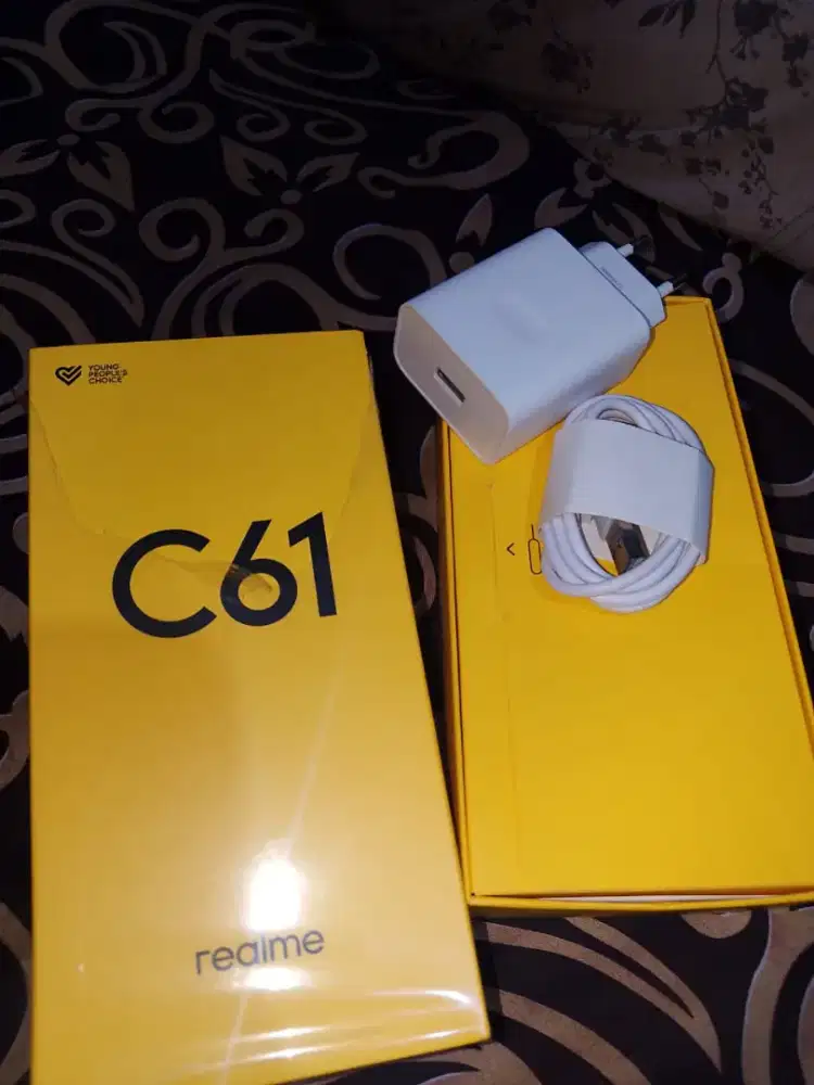 REALME C61 RAM 8/128