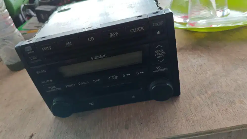 Head unit original ford escape gen 1/ mazda tribute