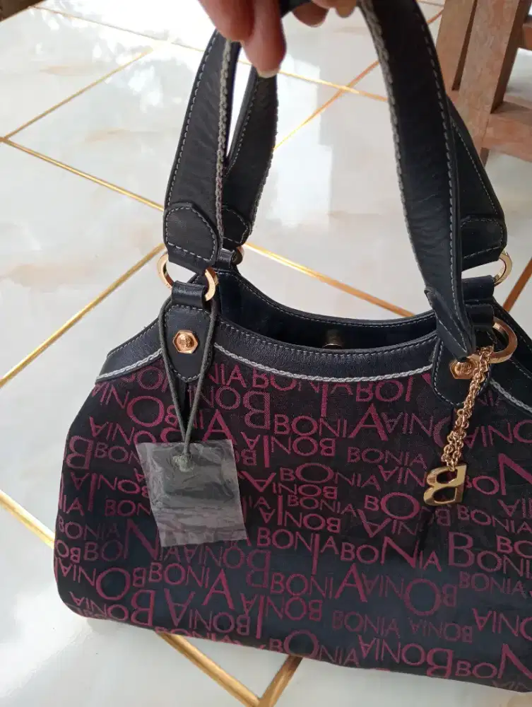 Tas Bonia original