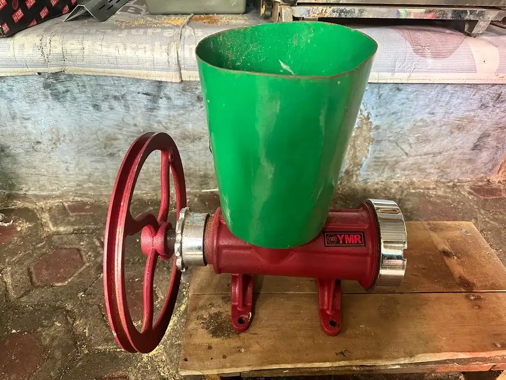 Gilingan daging ukuran 32