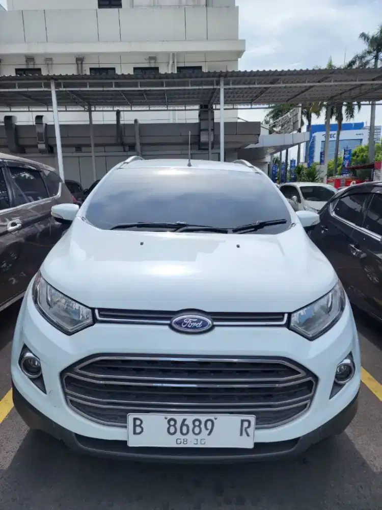 FORD Ecosport  (pemilik lansung) baru 42rb TITANIUM pakai sejak 2015