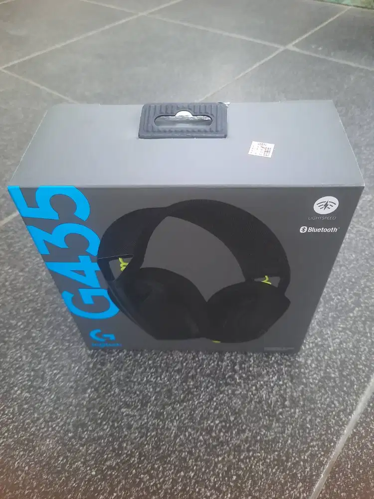 Logitech G435 Ultra-Light Wireless Bluetooth Gaming Headset - Black &