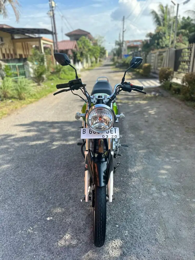 Yamaha Scorpio Z 225 Tahun 2005