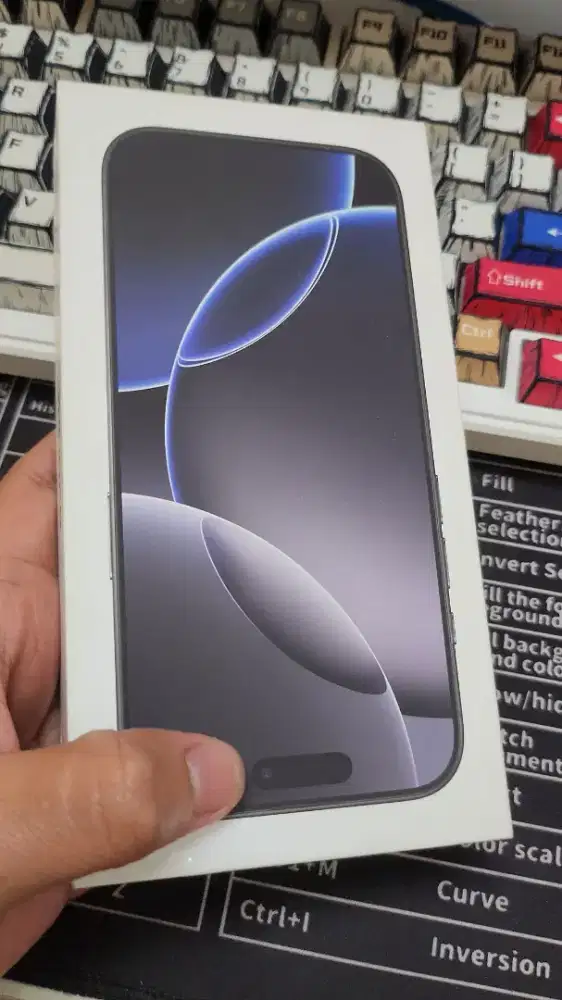 Iphone 16 pro 512gb BNIB IBOX