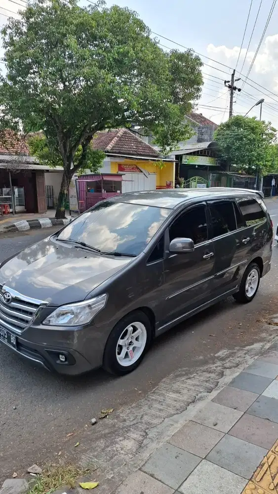 Toyota Kijang Innova 2009 Diesel