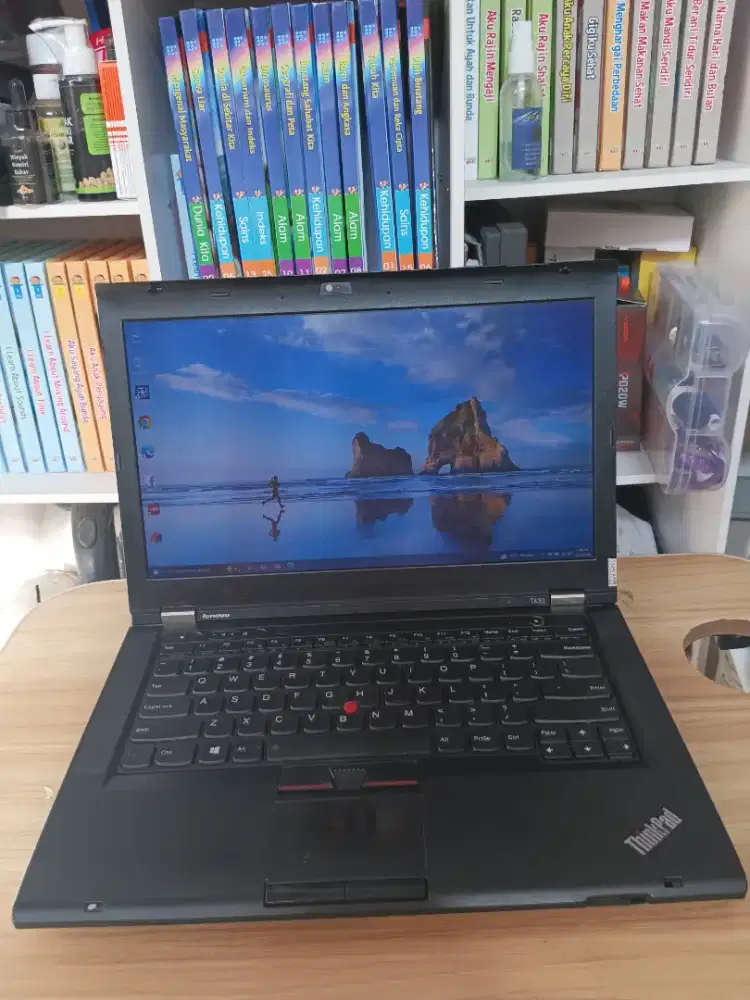 Mana yang Cepat Aja - Lenovo T430 Ram 8GB/500GB Double VGA - Mulus