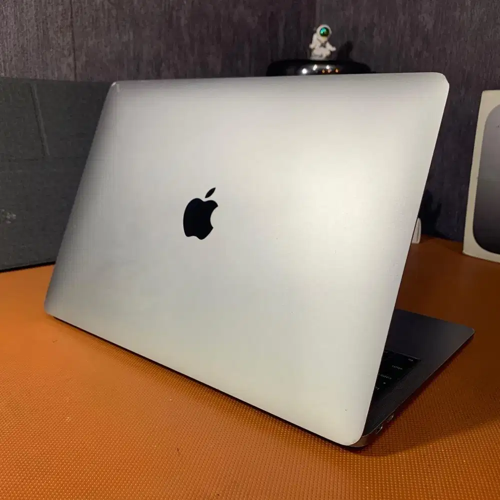 Macbook Air Retina 13inch 2019 8/256gb Gray