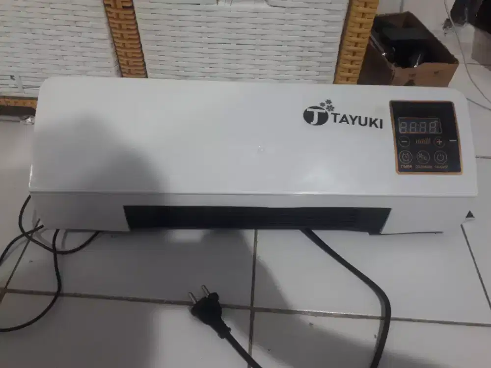 KIPAS TAYUKI Dingin/panas