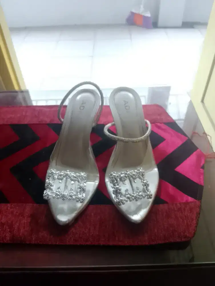Sepatu wanita bling bling