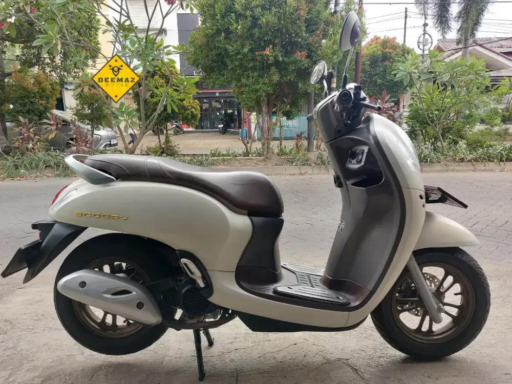 (DP 300 Rb)‼️ Honda Scoopy Prestige Keyless Putih Mulus 2023