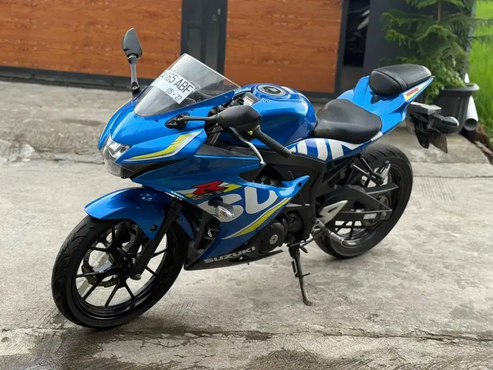 Gsx 2016 plat g pajak on bagus