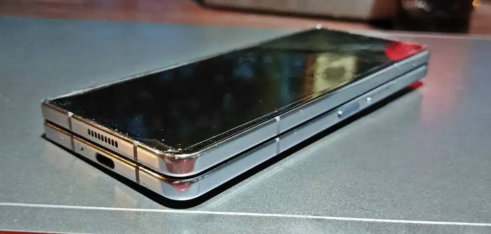 Samsung Z Fold 5 12/256-normal-SEIN-Full set, pribadi dr baru-Nego