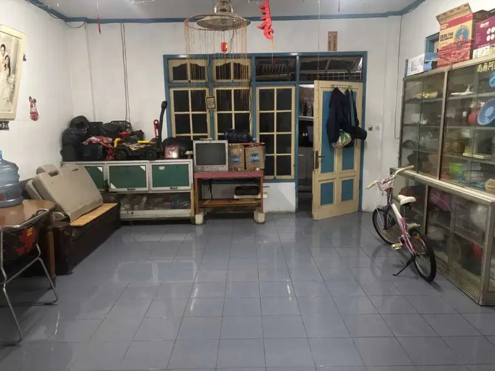 Rumah semi furnis 171m² Jl Jelambar Utama sakti Wijaya Kusuma  S164