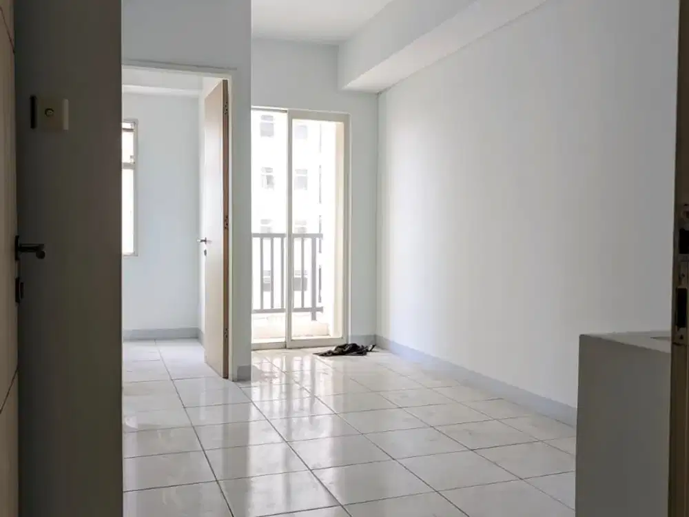 Dijual Apartemen Ayodhya Tipe 2BR Corner Lantai Rendah View Pool dan City