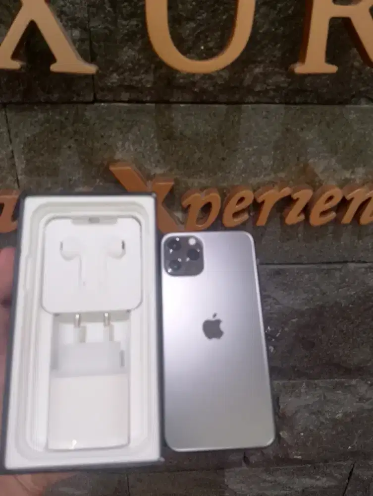 Iphone 11 pro max 256gb wakil apple baru