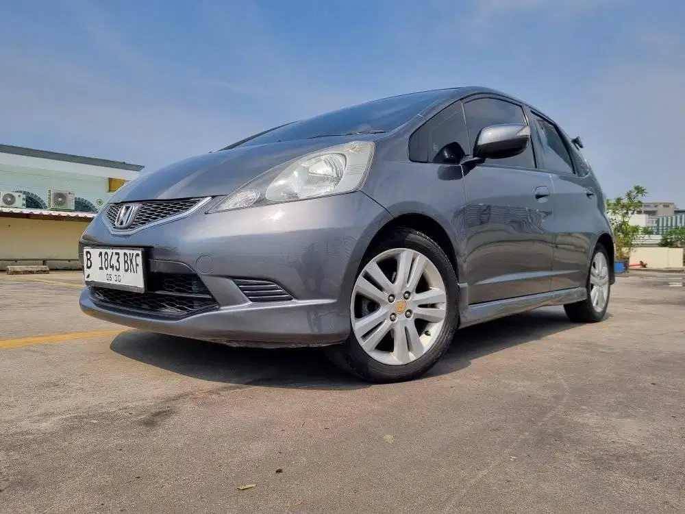 Honda Jazz RS 1.5 Matic th 2010,,tangan pertama gan!!
