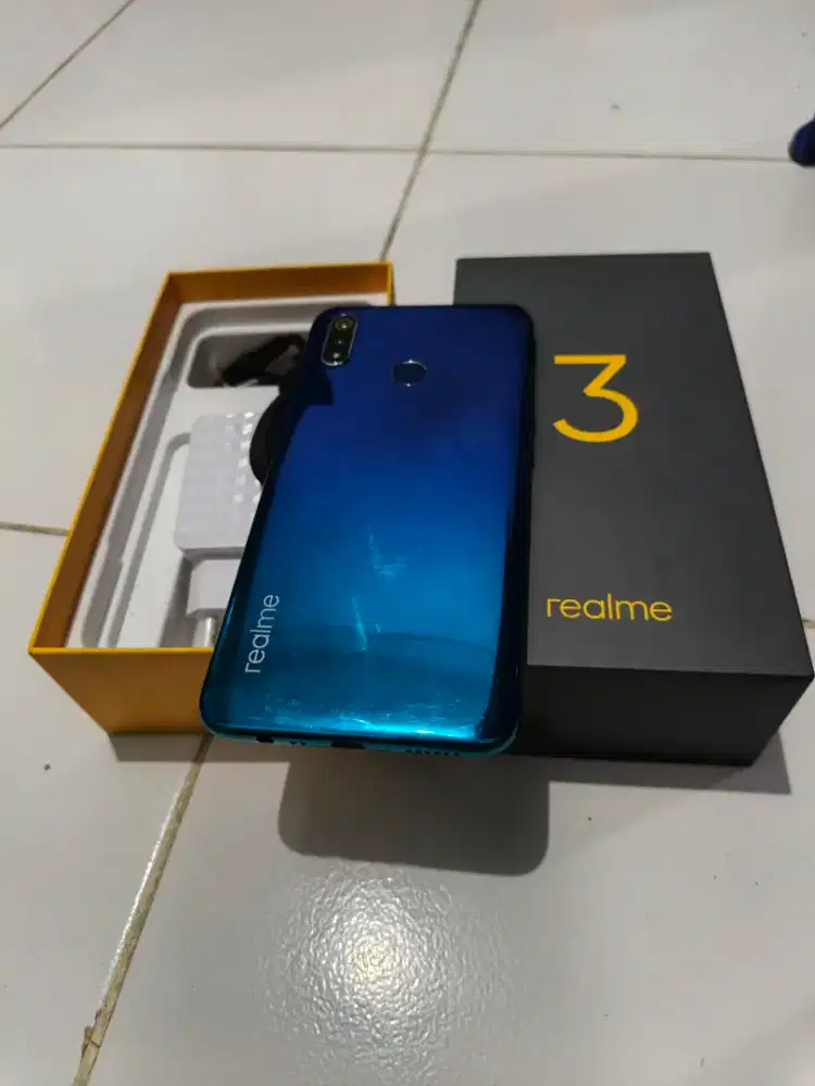 Realme 3 Ram 3/64 GB Fullset