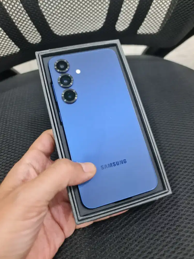 Samsung s25 512gb istimewa 99% fullset ori bawaan