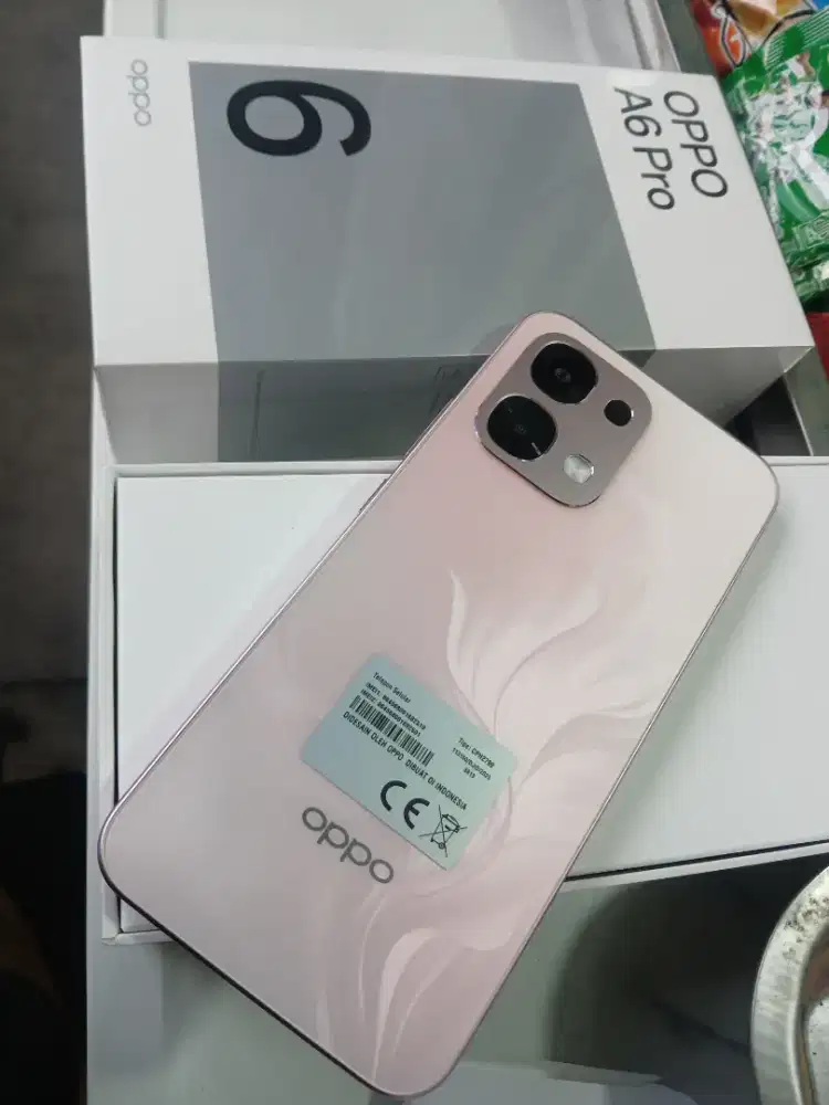 OPPO A6 Pro 8+8/256