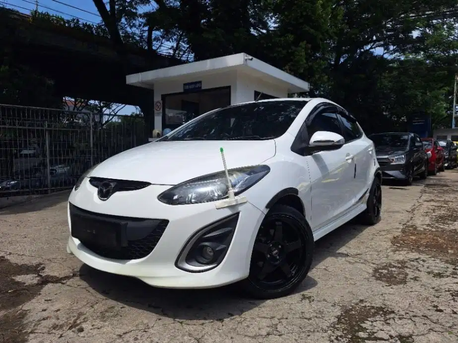 [OLXmobbi] HOT SALE - Mazda 2 1.5 Bensin-AT 2013