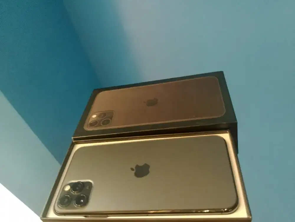 Iphone 11 pro max 256gb polos baru