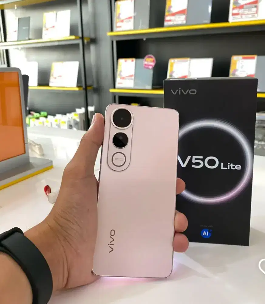 V50 LITE (8+8/256 GB)BARU. SEGEL GARANSI. JUAL MURAH SISA 1 WARNA GOLD
