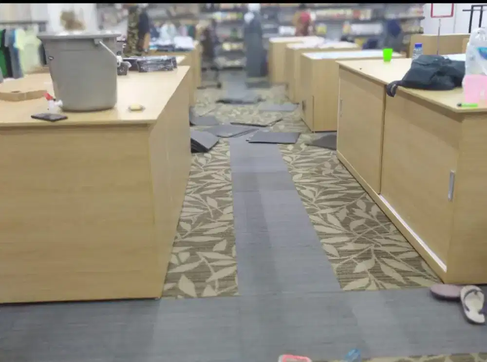 Karpet tile untuk ruang meeting
