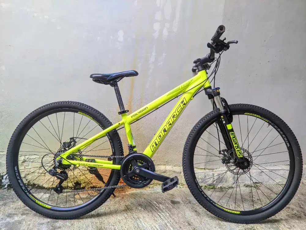 sepeda MTB Polygon monarch myt / junior uk 26 frame alloy