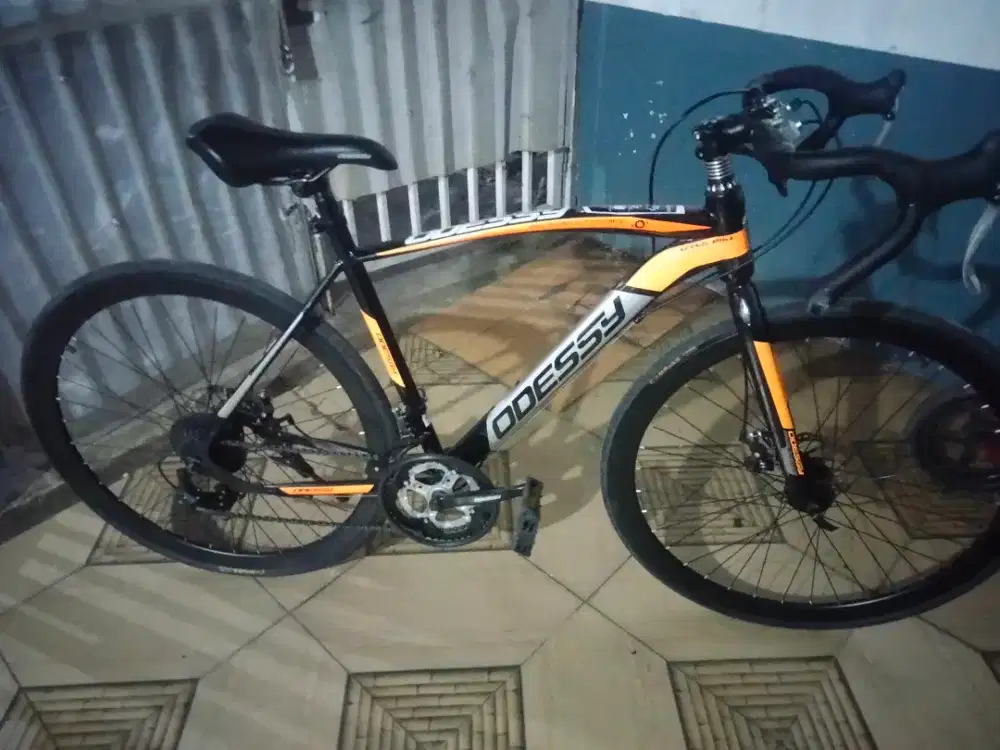 Sepeda roadbike odessy Jatiwarna