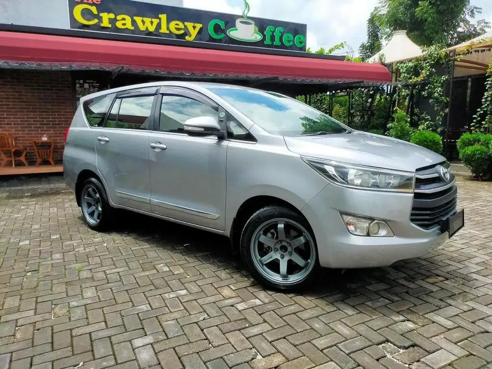 Kijang Innova Reborn G M/T