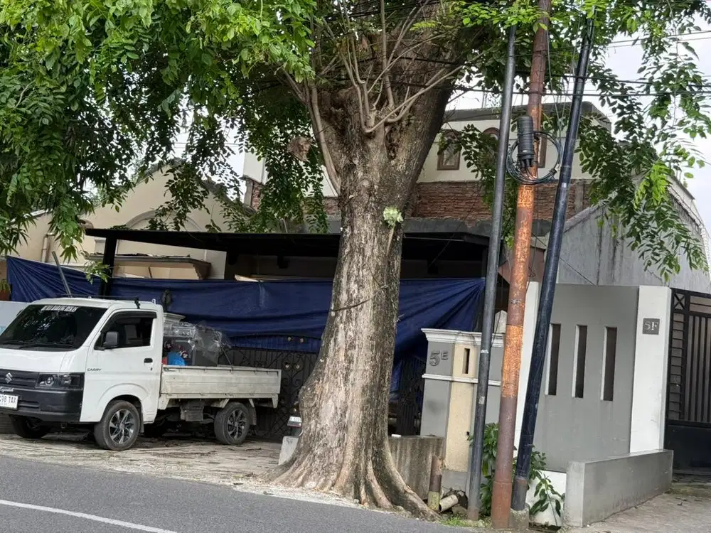 Jasa bongkar rumah tua