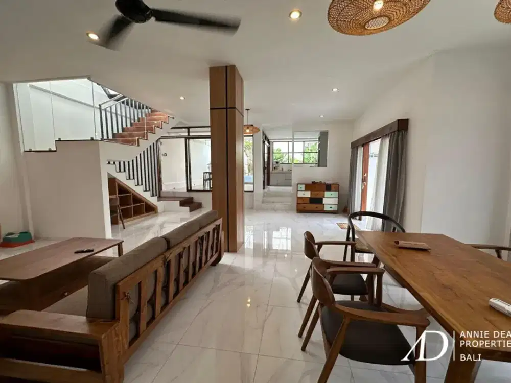 FREEHOLD CONTEMPORARY TWO-STORY VILLA IN CEMAGI