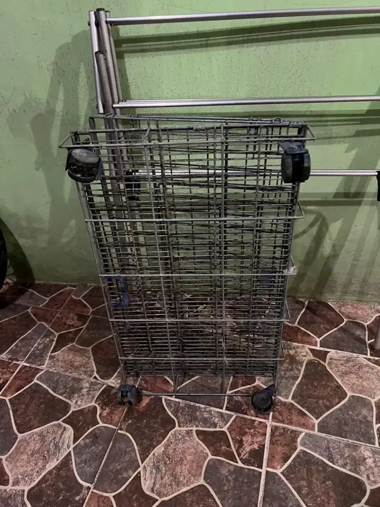 Kandang lipat kucing